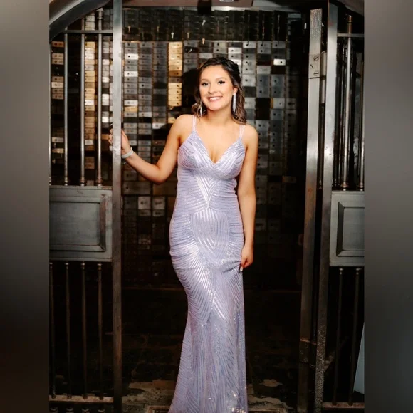 B Darlin | Dresses | Prom Dress For Sell Size 56 And Im Asking For 25 Or  Best Offer | Poshmark